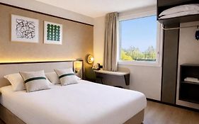 Brit Hotel Saint-Méen-le-Grand en Brocéliande